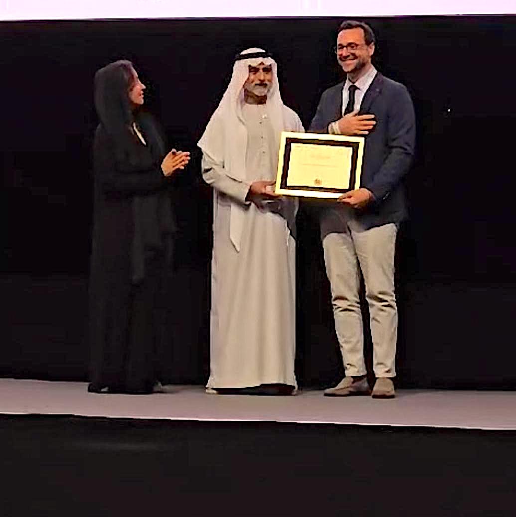 Geppino Falco awarded in Dubai for his research activities conducted at Biogem